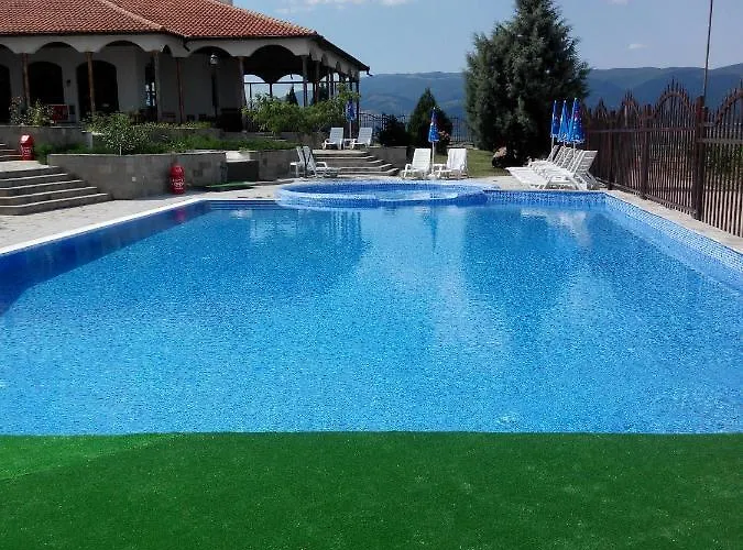 Szálloda Шато Ветровитите Хълмове *