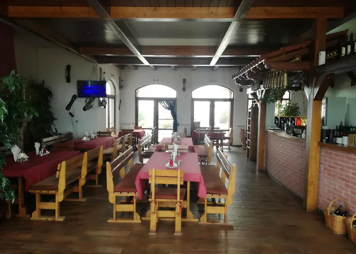 Шато Ветровитите Хълмове Szálloda Szliven